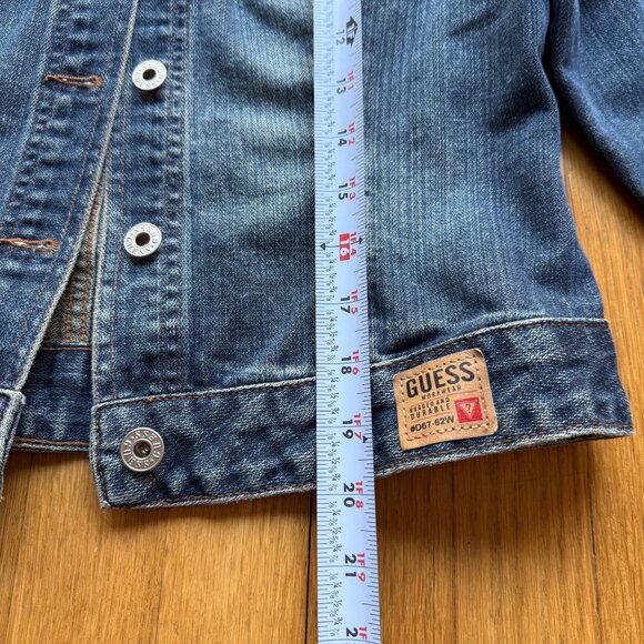 Vintage 90s Guess Size M Blue Denim Authentic Original Jeans Trucker Jacket - Picture 11 of 16